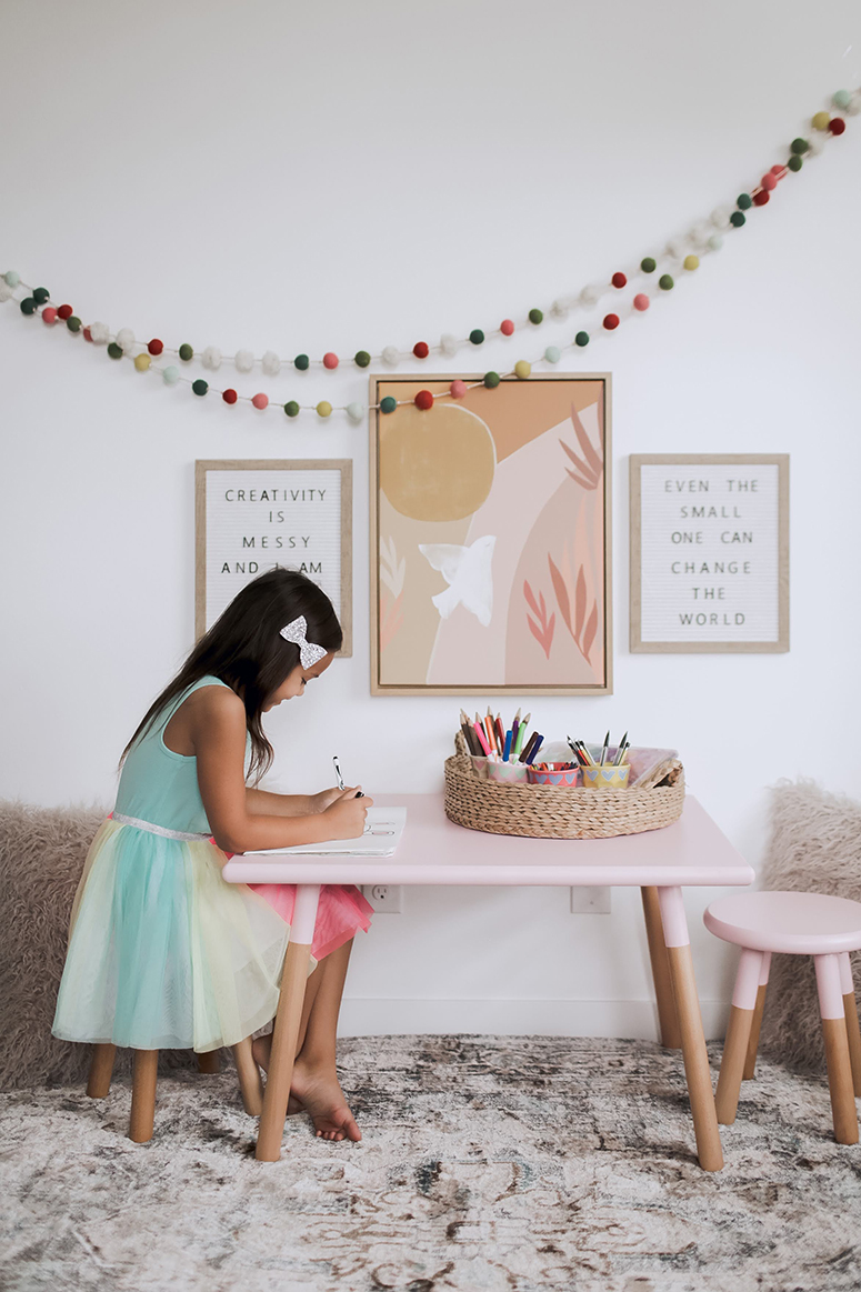 Kids Art Station